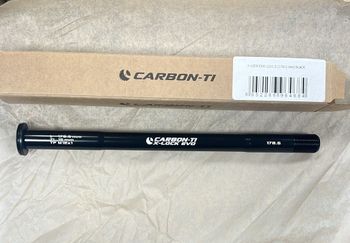 Used Carbon-Ti Eje Pasante Trasero 178.5mm 12x1.0 bike
