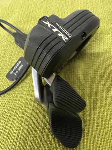 Brugt Shimano XTR SW-M9050 Di2 Drivetrain & Pedals