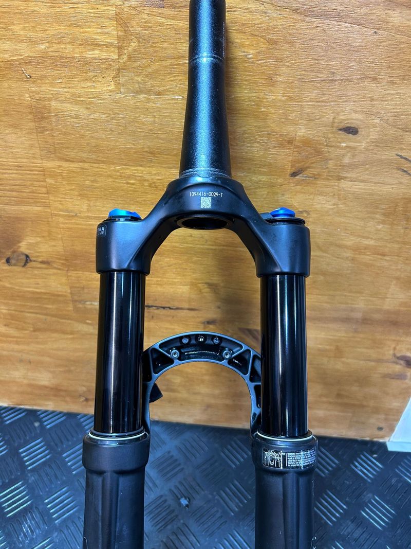 Tweedehands Fox 34 Step-Cast Performance 110mm 2024 bike — afbeelding 5 van 9