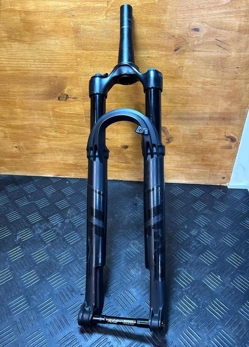 Tweedehands Fox 34 Step-Cast Performance 110mm 2024 bike — afbeelding 1 van 9