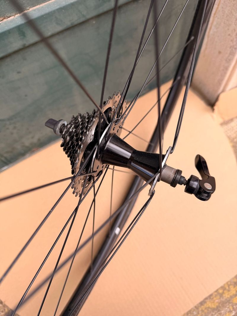 Used Giant PR2 Wheelset bike — image 4 of 7