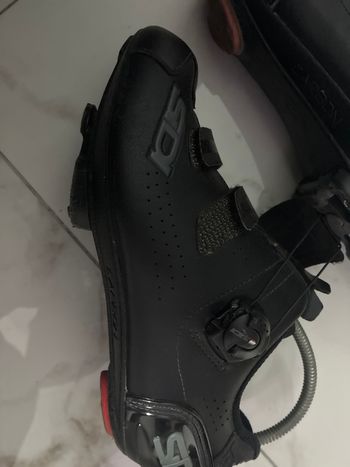 Used Sidi pianta larga bike — image 3 of 4