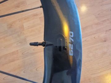 Brugt Tavelo Pertual SHARP Carbon Road Wheelset 2025 bike — billede 10 af 21