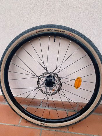 Used Mavic tubless wheels bike