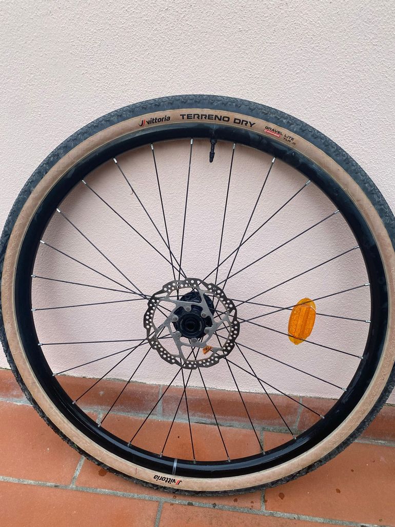 Used Mavic tubless wheels bike — image 1 of 6