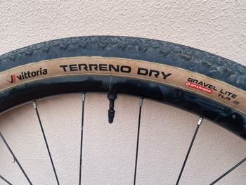 Used Mavic tubless wheels bike — image 6 of 6