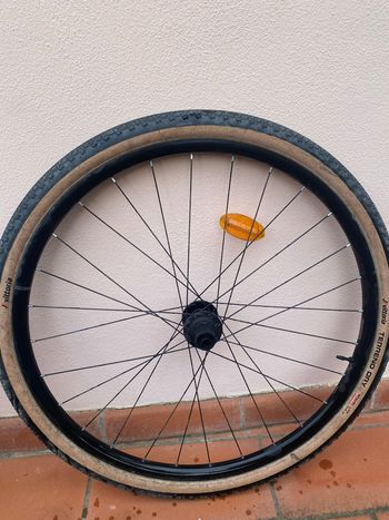 Used Mavic tubless wheels bike — image 2 of 6