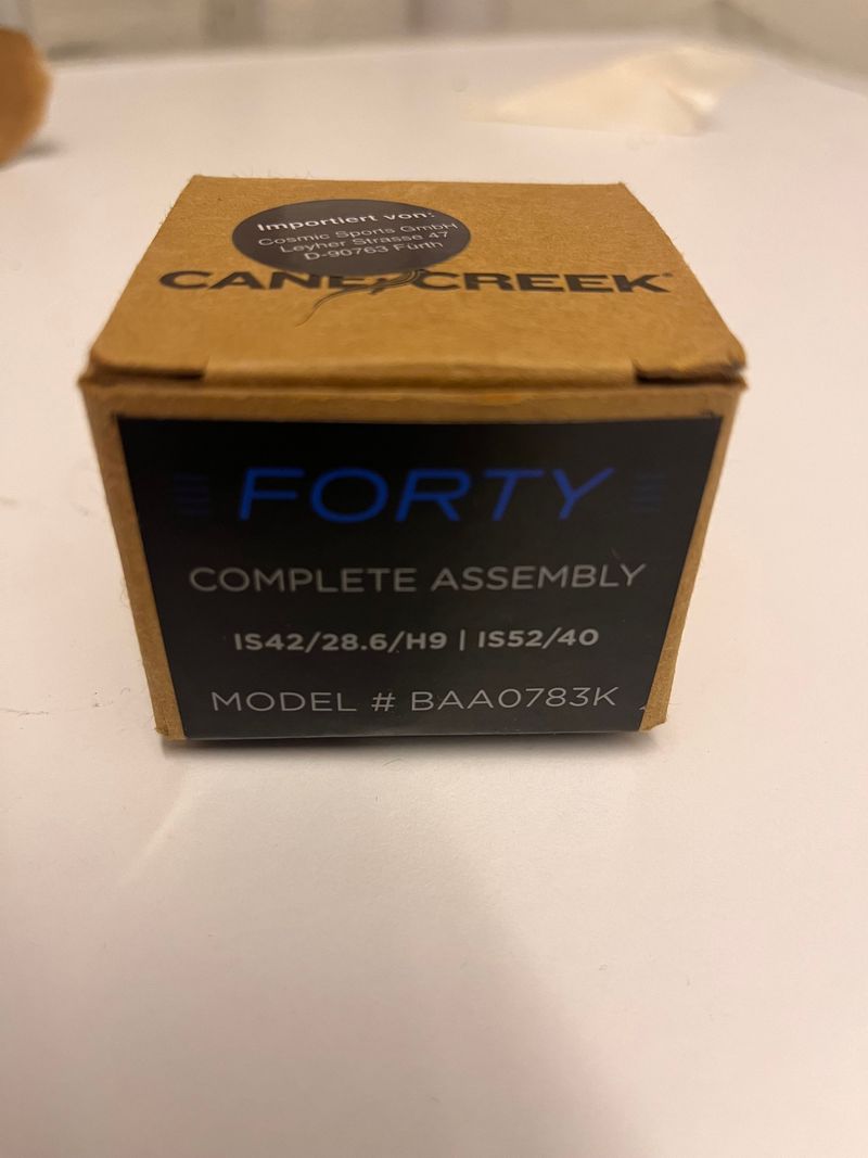 Cane Creek -FORTY-COMPLETE ASSEMBLYIS42/28.6/H9 | IS52/40MODEL # BAA0783K Cockpit de segunda mano