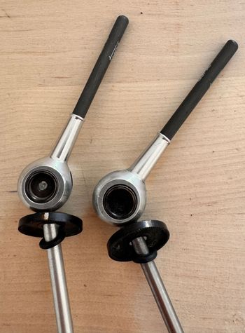 Used Tune DC 100 / DC 130 Road Quickrelease Set bike — image 3 of 4