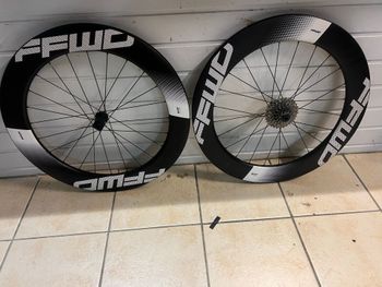 Ffwd, Wheels