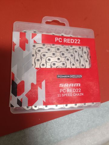Używany Sram PC-Red22 11 Speed chain bike — zdjęcie 2 z 2