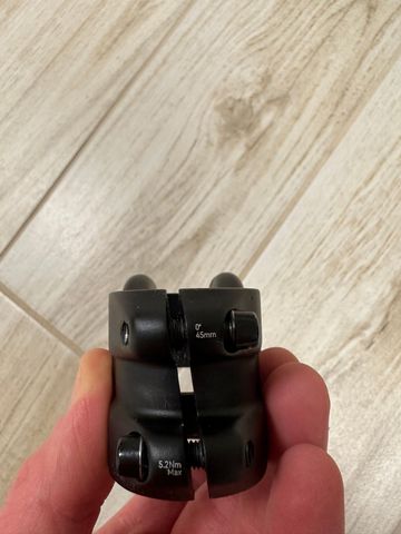 Used Bontrager Line Pro 35 2024 bike — image 4 of 4