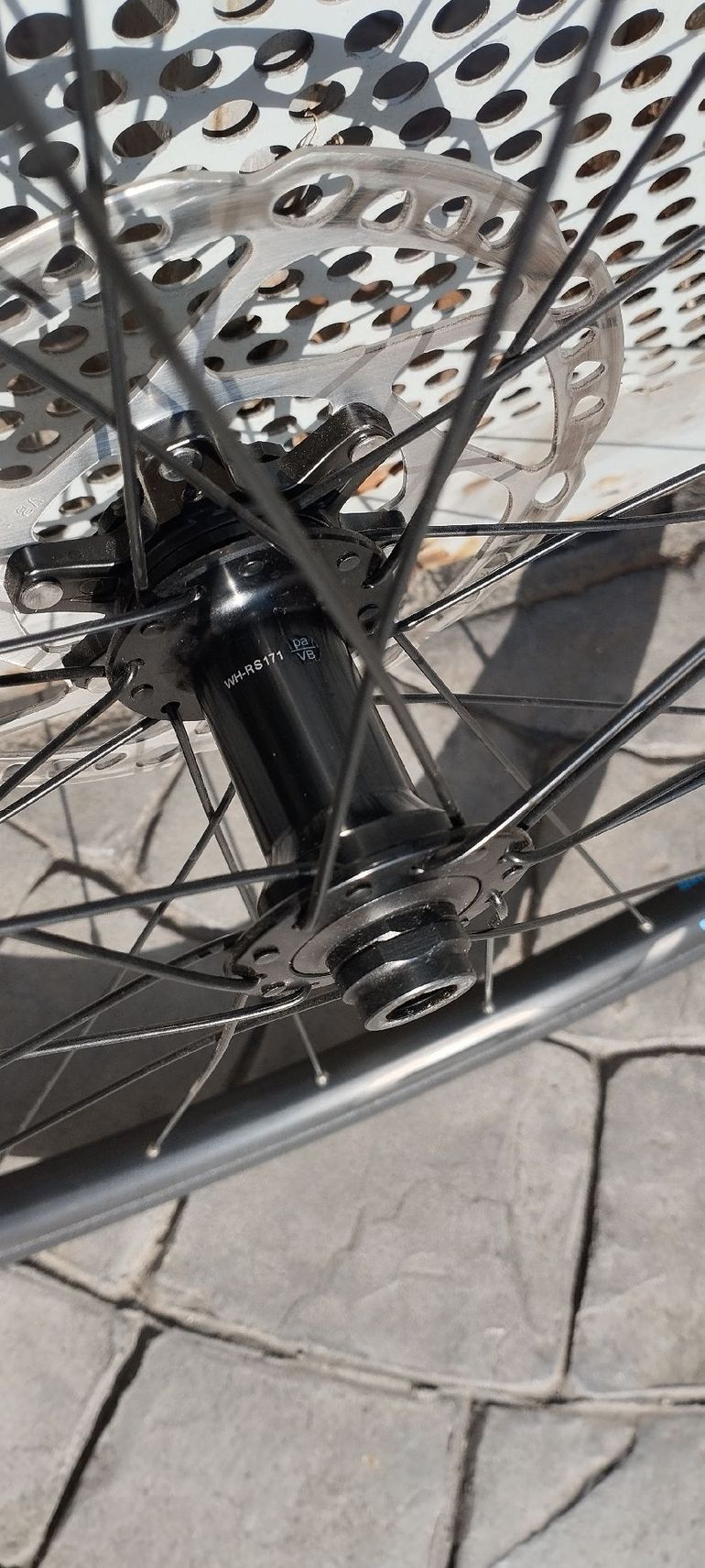 Used Shimano RS 2024 bike — image 3 of 7
