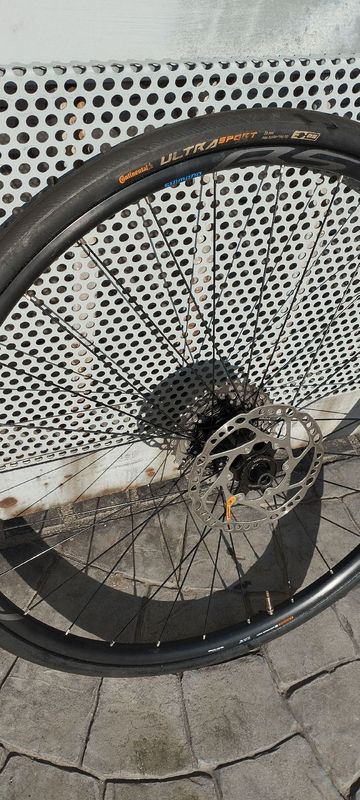 Used Shimano RS 2024 bike — image 2 of 12