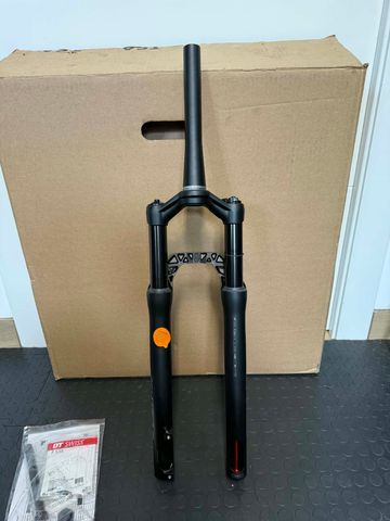 Used Dt Swiss F 232 ONE. 100mm. Fork