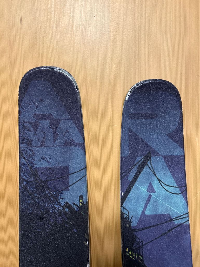 Used Armada ARV 116 JJ UL Skis 2015 bike — image 5 of 5