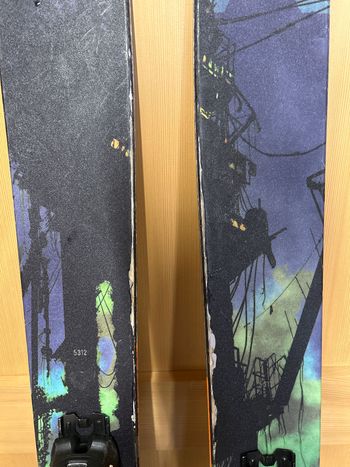 Used Armada ARV 116 JJ UL Skis 2015 bike — image 3 of 5