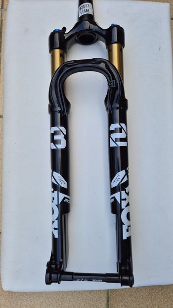 Fox, 32 Fork