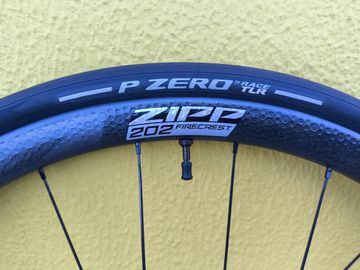Tweedehands Zipp 202 Disc Firecrest bike — afbeelding 3 van 12