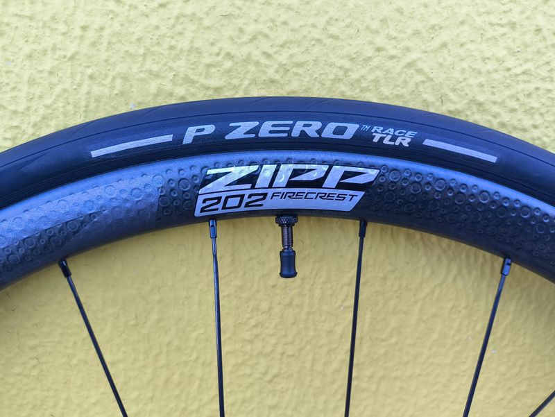 Tweedehands Zipp 202 Disc Firecrest bike — afbeelding 3 van 12