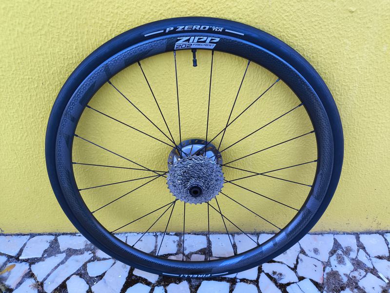 Tweedehands Zipp 202 Disc Firecrest bike — afbeelding 7 van 12