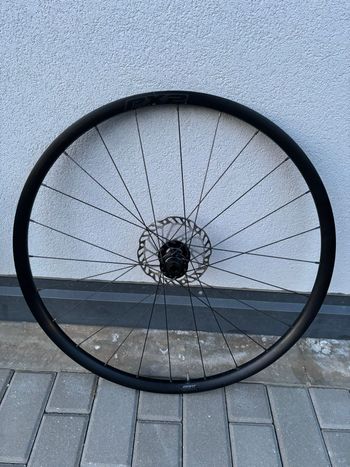 Used Giant PX2 2024 bike — image 4 of 8