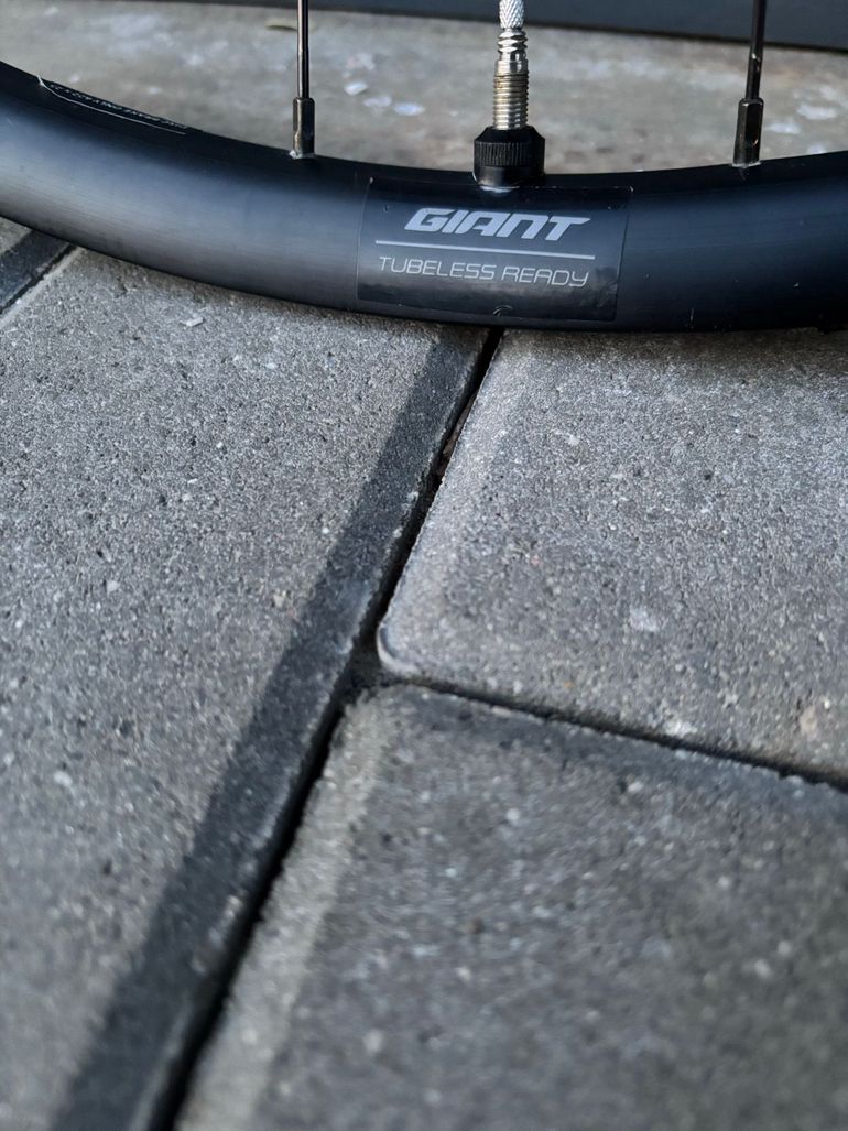 Used Giant PX2 2024 bike — image 2 of 8