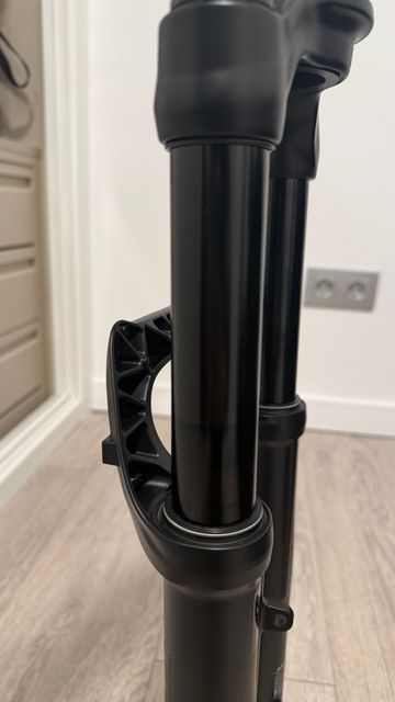 Brugt Fox 34 AWL 140mm Fork 2024 bike — billede 4 af 8