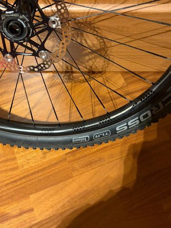Used 9th wave cicling flex sl 2025 bike — image 5 of 9