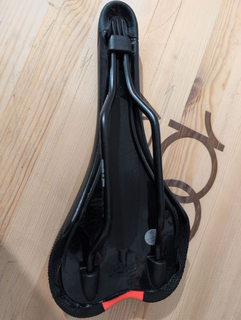 Used Selle Italia SC1 bike — image 2 of 3