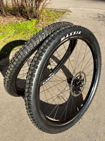 Used Reynolds Wheelset 2025 bike — image 2 of 6