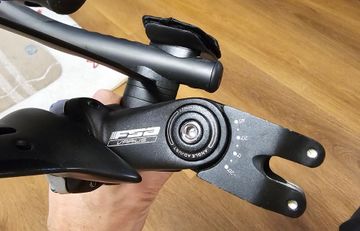 Brugt Pro Missile Evo Carbon Aerobar 2020 bike — billede 4 af 5