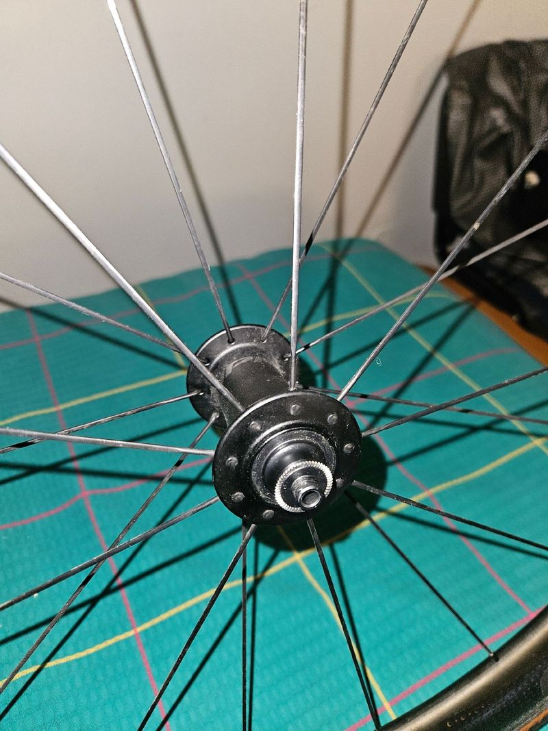 Used Zipp 404 bike — image 11 of 12