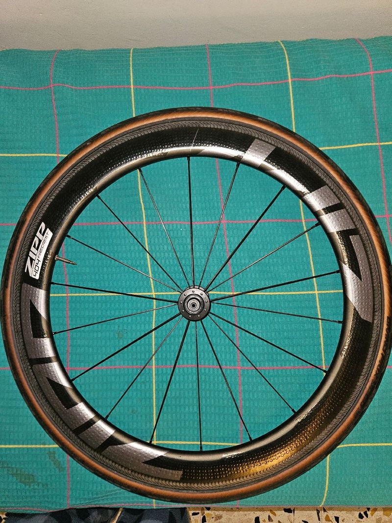 Used Zipp 404 bike — image 12 of 12
