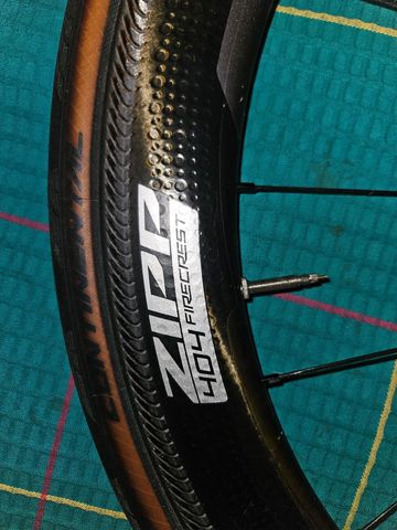 Used Zipp 404 bike — image 5 of 12