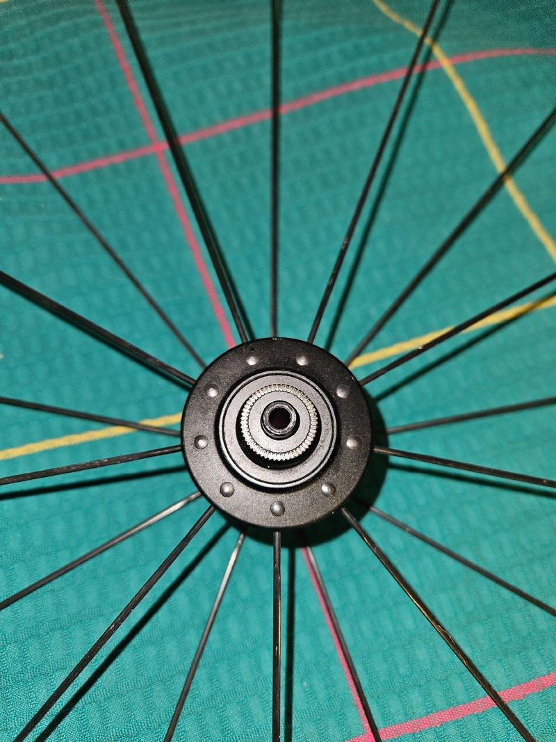 Used Zipp 404 bike — image 9 of 12