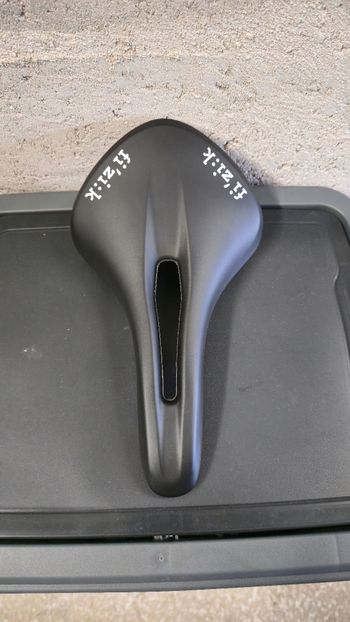 Used Fizik Alliente R5 2025 bike — image 2 of 3