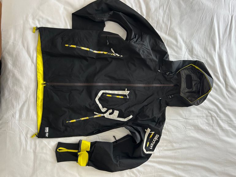 Used Salomon Tenue de ski Gore-tex bike — image 1 of 6