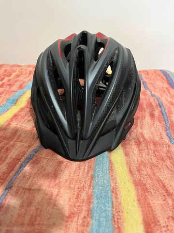 Tweedehands MET Veleno Helmet bike — afbeelding 2 van 6