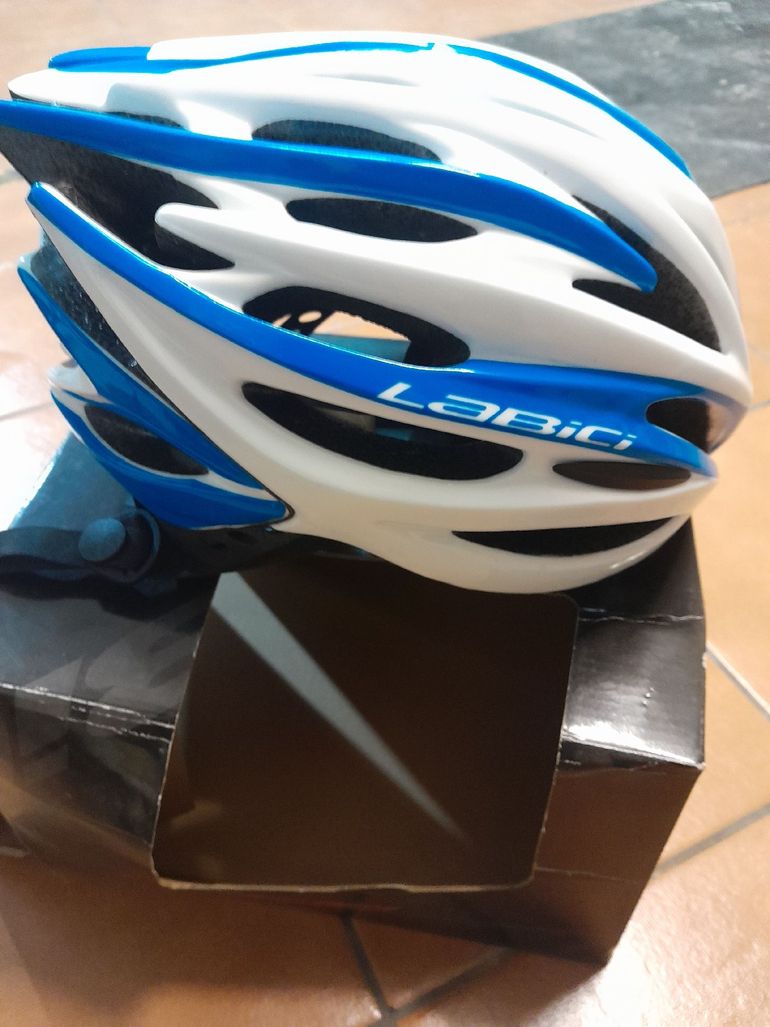 Used labici sport Casco Helmet 2025 bike — image 4 of 8