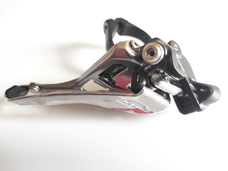 Used Shimano XTR FD-M9000-L Side-Swing Front Derailleur 3x11 Sp bike — image 4 of 8