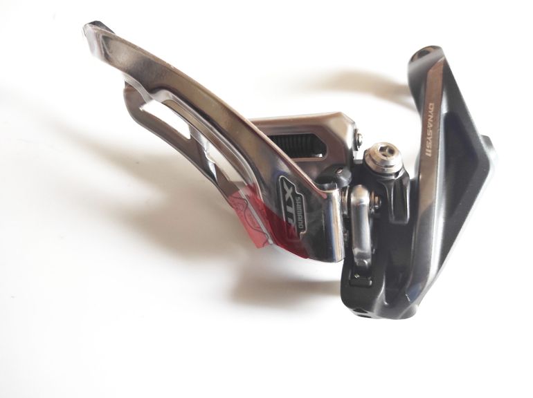 Used Shimano XTR FD-M9000-H Side-Swing Front Derailleur 3x11 Sp. High Clamp bike — image 4 of 8