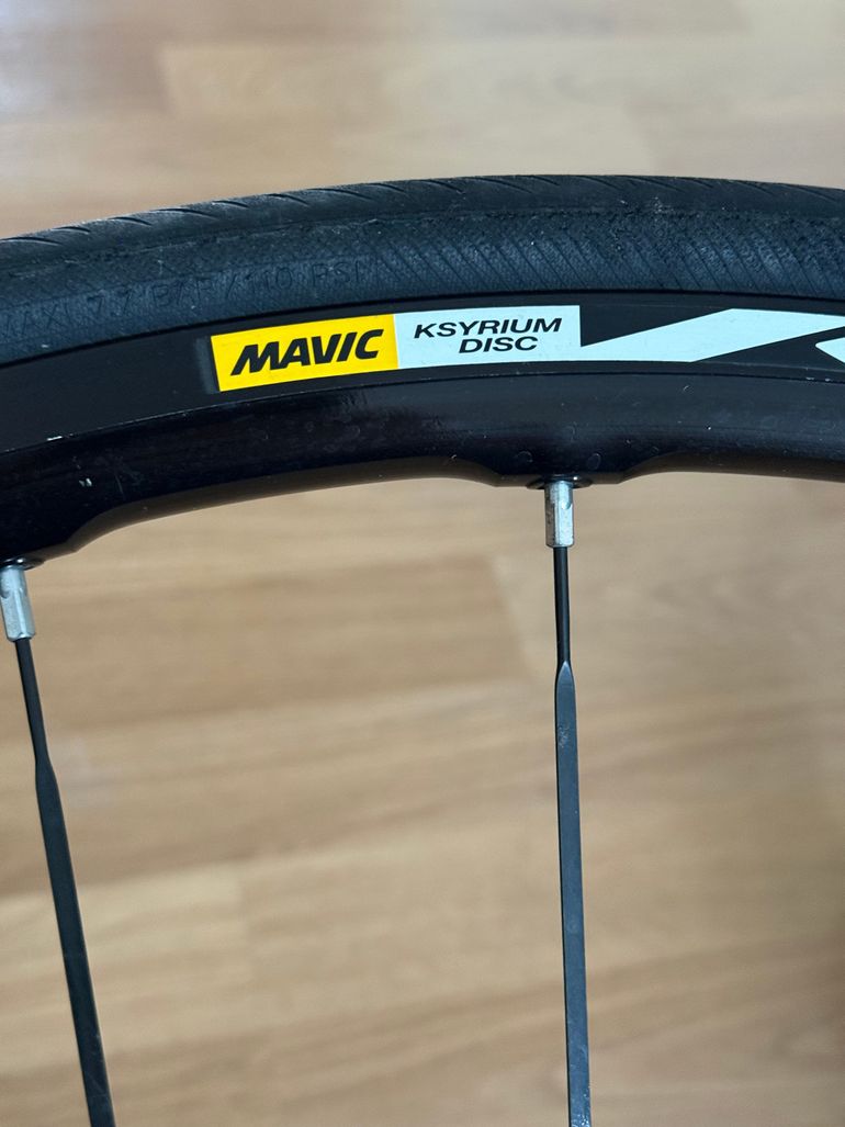 Used Mavic Ksyrium Disc Wheelset bike — image 3 of 5