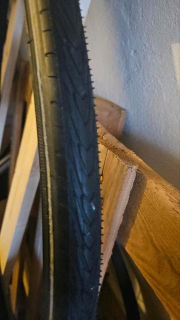 Gebrauchtes Michelin Protek 28-622 bike — Bild 4 von 4
