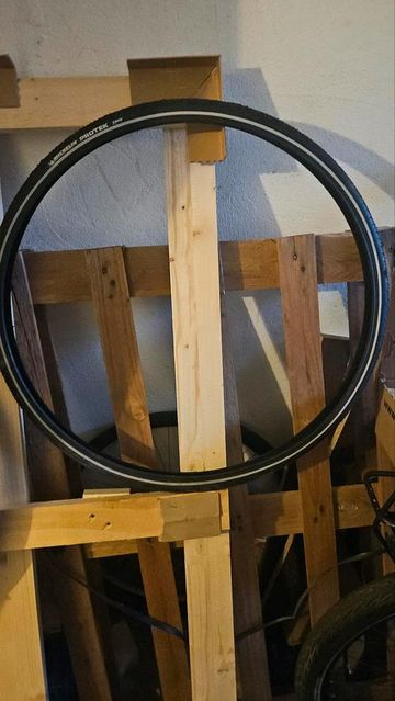 Gebrauchtes Michelin Protek 28-622 bike — Bild 2 von 4