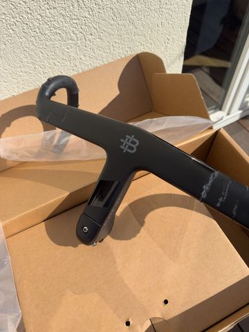 Brugt Black Inc Integrated Aero Barstem AB02 2024 bike — billede 3 af 7