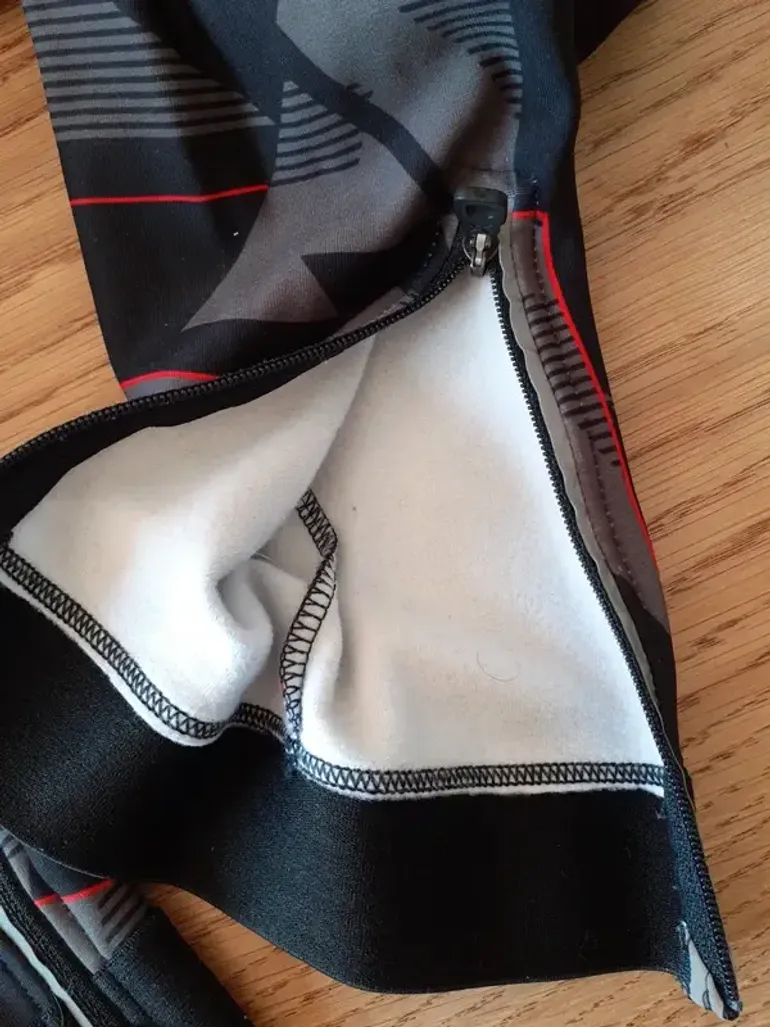 Used Inconnu Cuissard hiver vélo bike — image 2 of 3