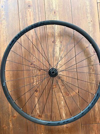 Used Fulcrum Racing 900 DB bike — image 2 of 3