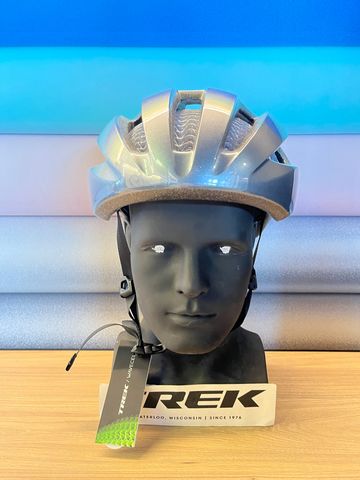 Used Bontrager Circuit WaveCel Helmet bike — image 4 of 4