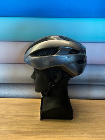 Used Bontrager Circuit WaveCel Helmet bike — image 2 of 4